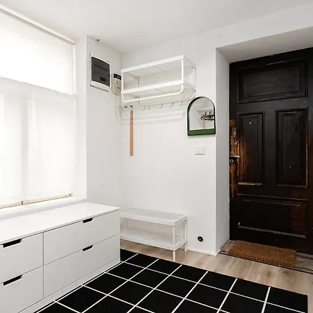 Cozy Apartment With Free Parking In The City Centre Tallinn Exterior photo