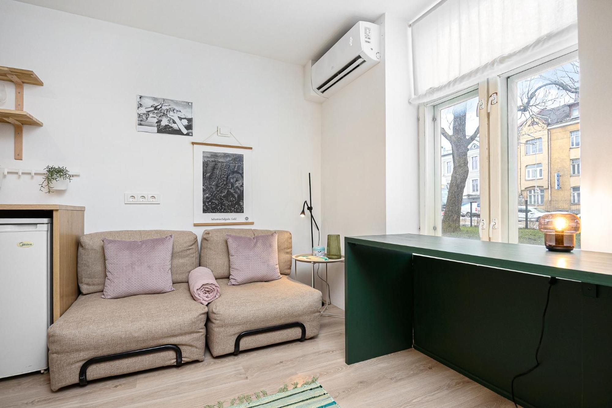 Cozy With Free Parking In The Centre 公寓 *